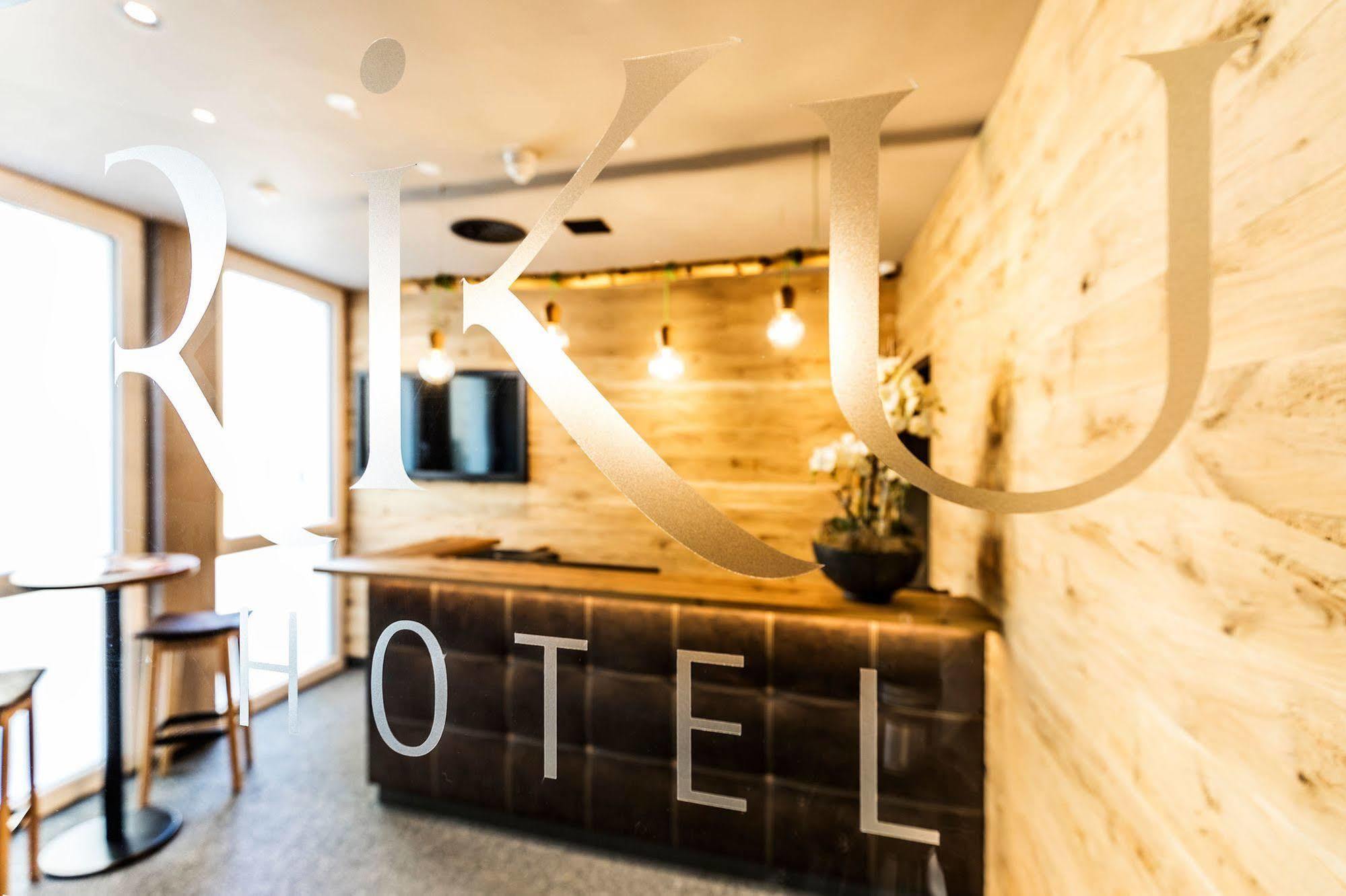 Riku Hotel อูล์ม ภายนอก รูปภาพ