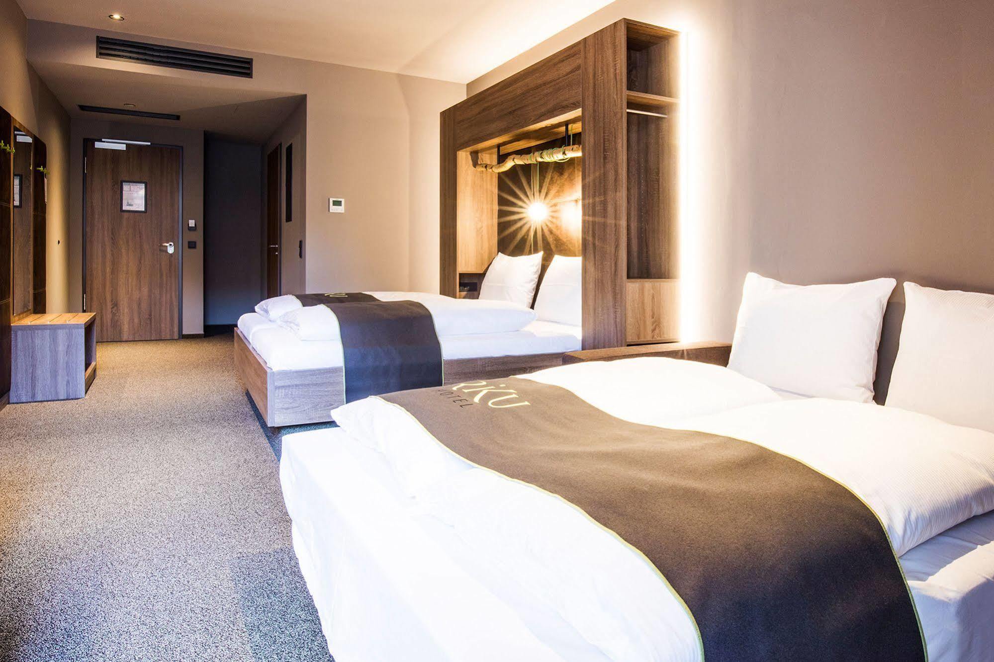 Riku Hotel อูล์ม ภายนอก รูปภาพ